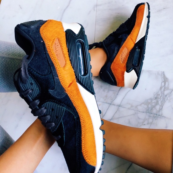 Air max 90 LX - Picture 2 of 8